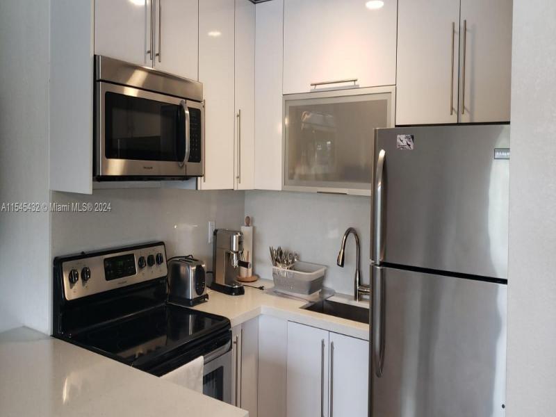 Property photo # 6