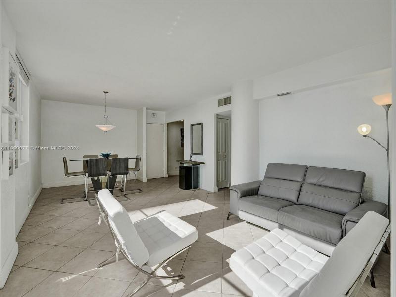 Comprar apartamento en Carriage Club North 725