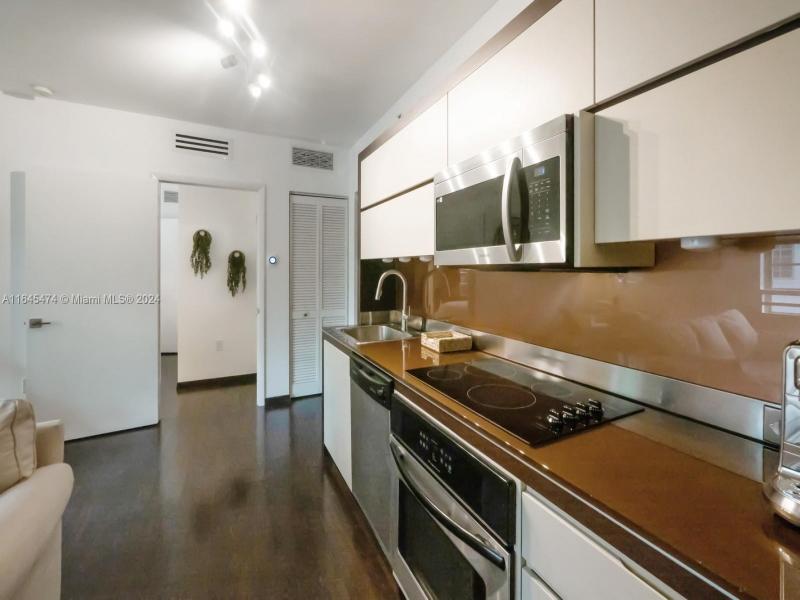 Property photo # 6
