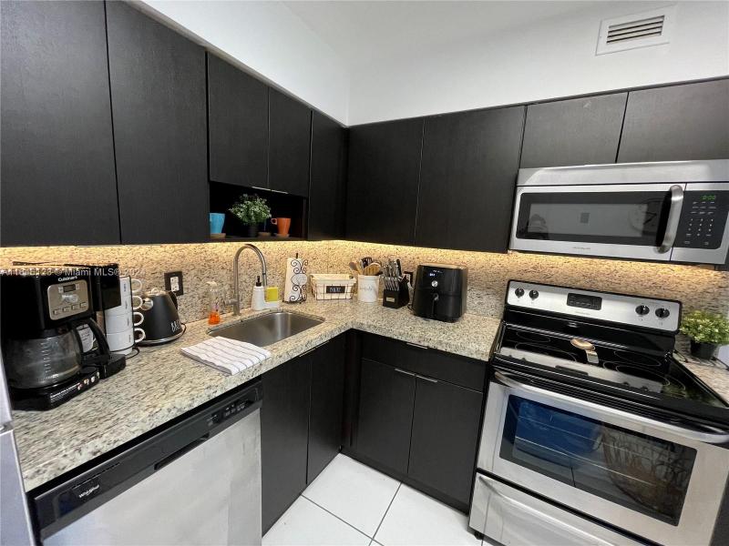 Property photo # 8