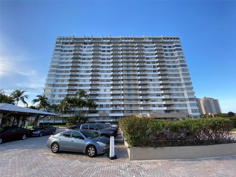 Condo for sale at The Hemispheres 4D