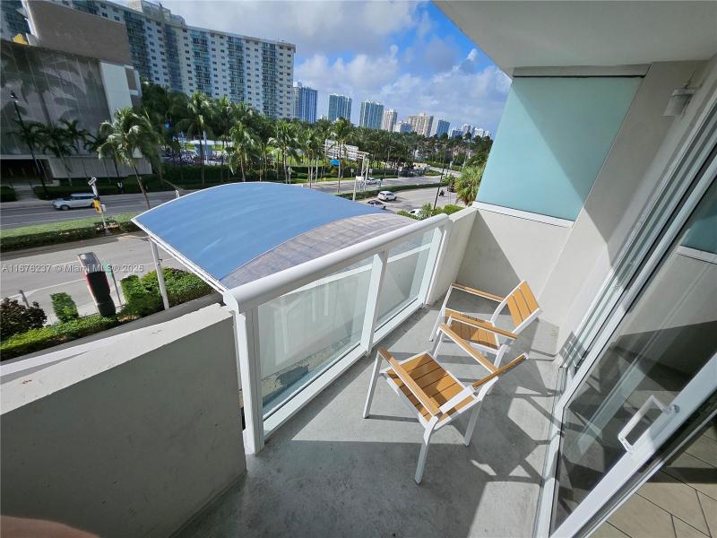 Aventura Beach Club Apt #237