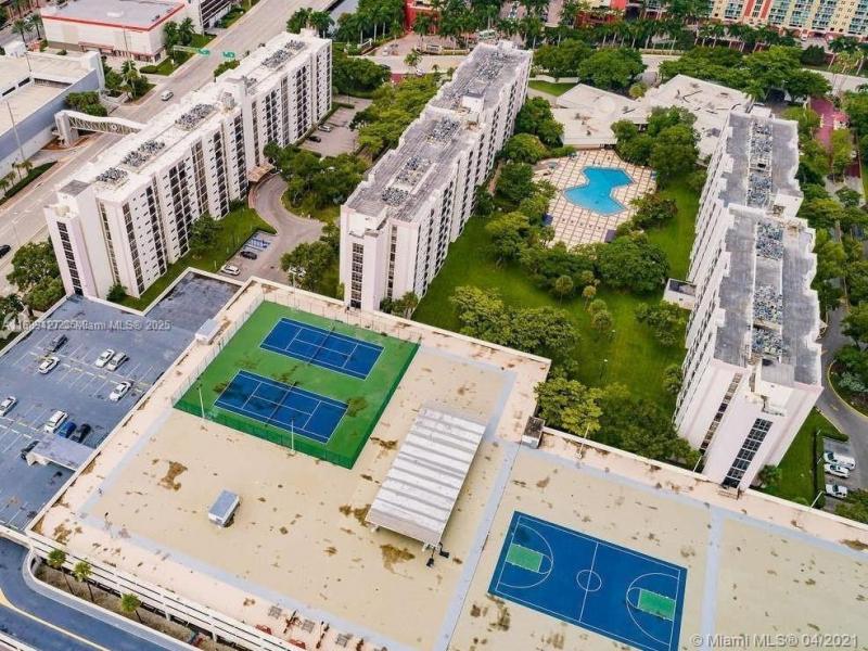 Comprar apartamento en Plaza of the Americas 412-IV