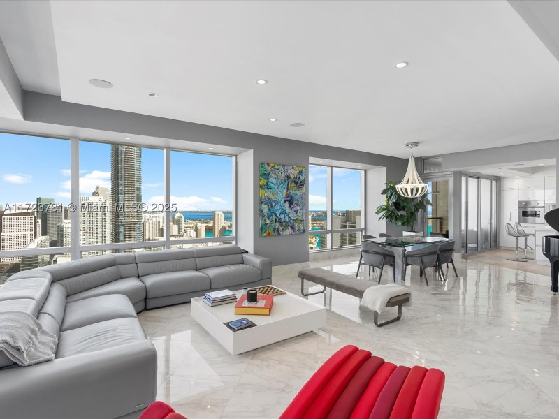 Four Seasons Millenium Tower I Apt #52BC
