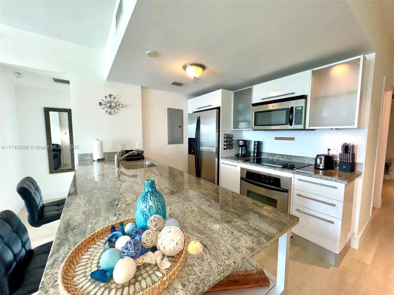 Property photo # 8