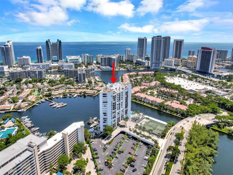 Condo for sale at Anchor Bay Club 108