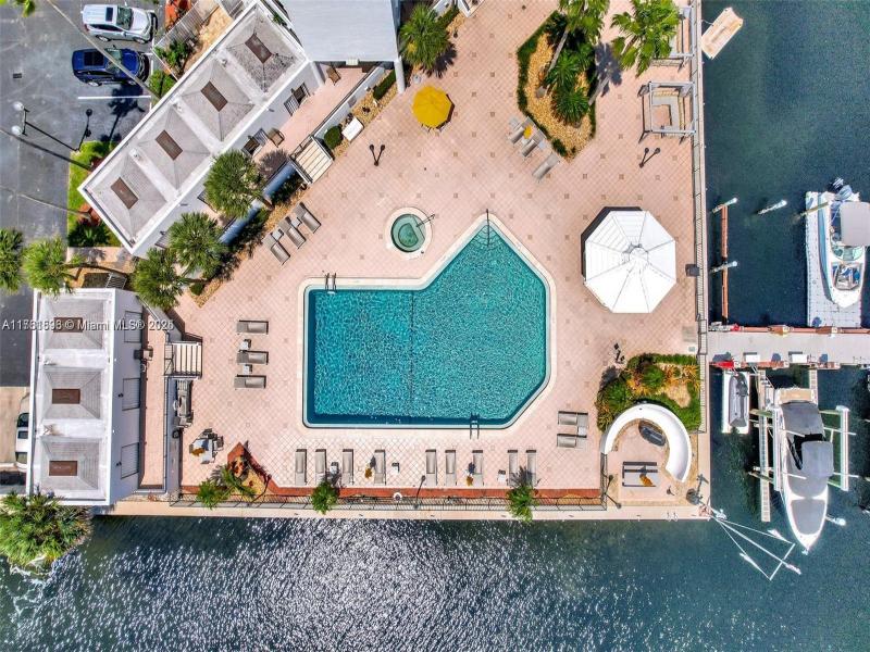 Condo for sale at Anchor Bay Club 108