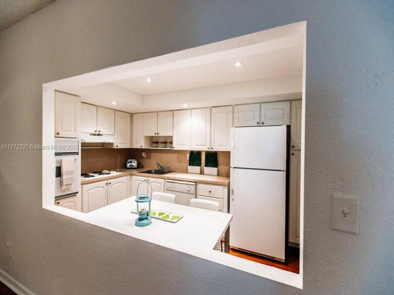 Property photo # 8
