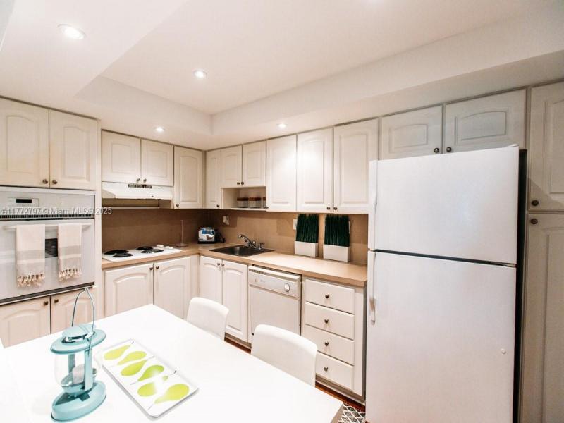 Property photo # 3