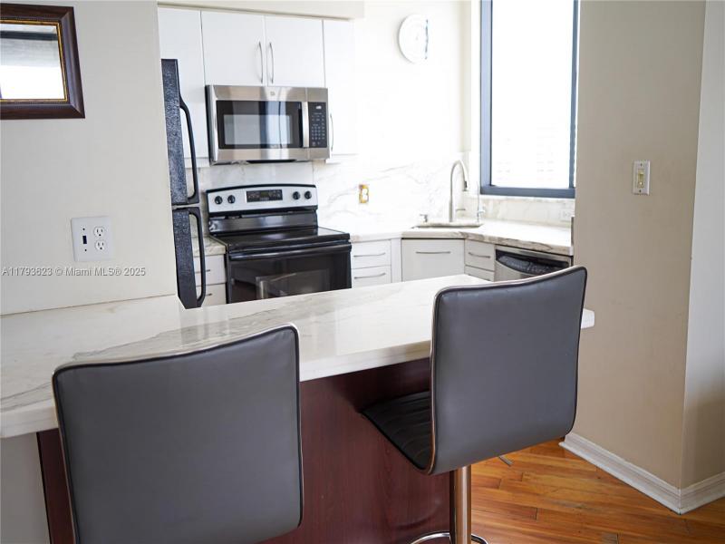 Property photo # 8