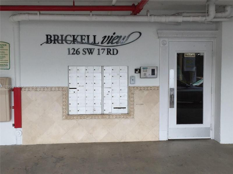 Brickell View Condo Apt #505