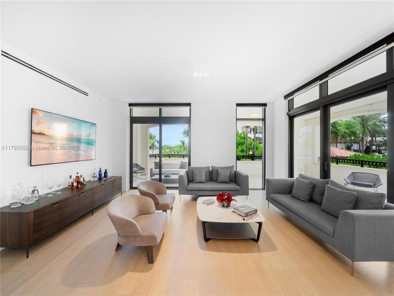 Condo for sale at Palazzo Del Sol 7025