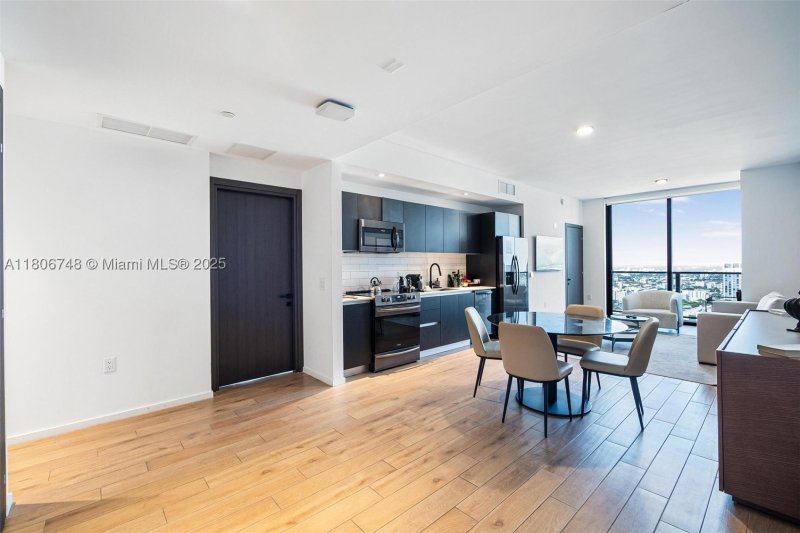 Condo for sale at The Elser Hotel and Residences 4518