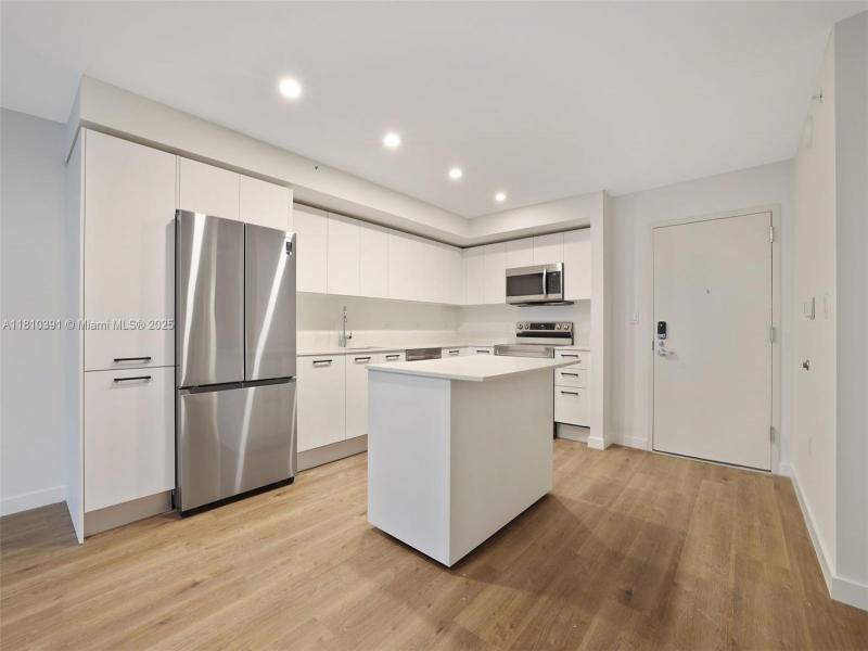 Property photo # 6