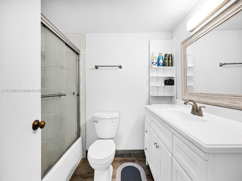 Comprar apartamento en Del Prado South Tower 1201