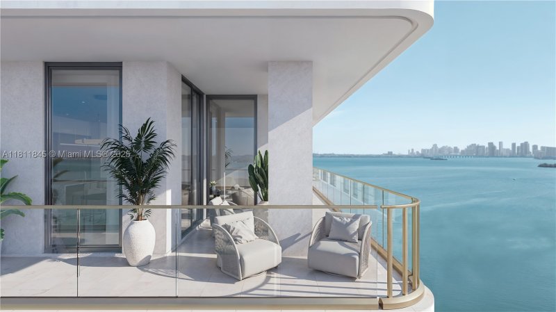 Condo for sale at 360 Condo Marina Residences East 1002