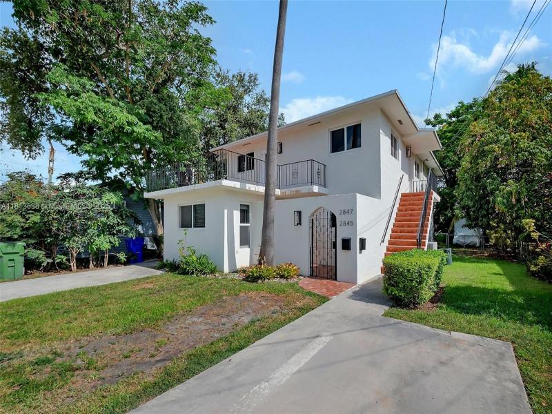 Property photo # 0