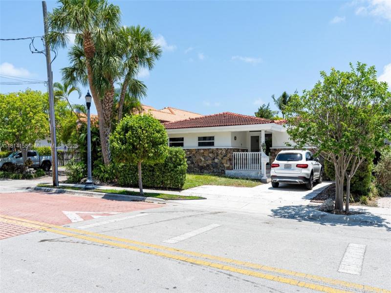 Property photo # 7