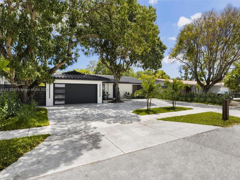Property photo # 0