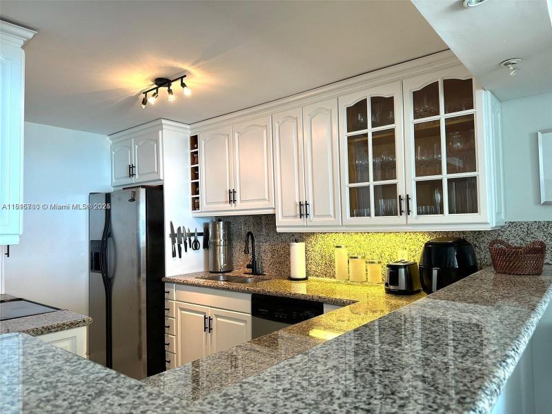 Property photo # 6