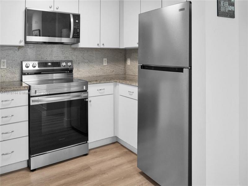 Property photo # 8