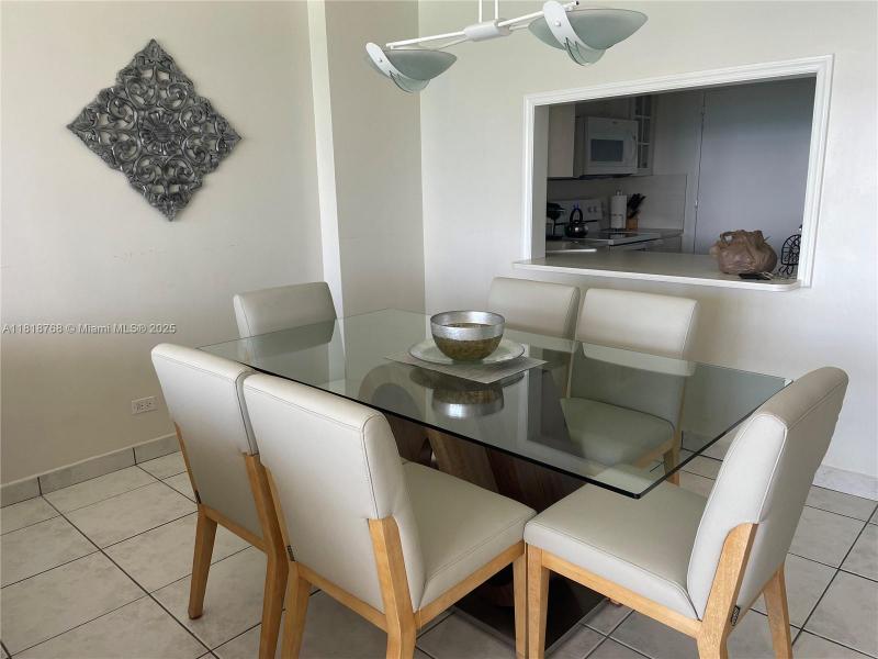 Alquiler de apartamento en Pavilion 1210