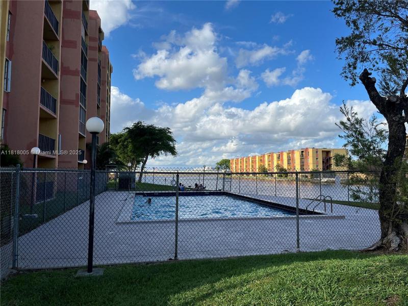 Property photo # 6