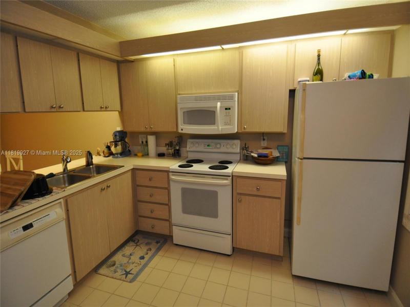 Property photo # 8