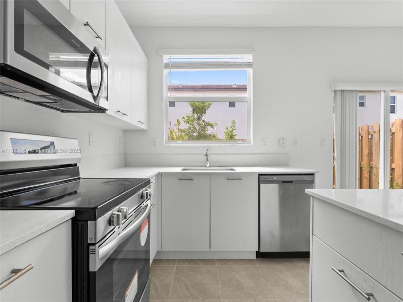 Property photo # 7