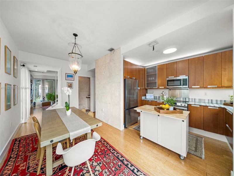 Property photo # 6
