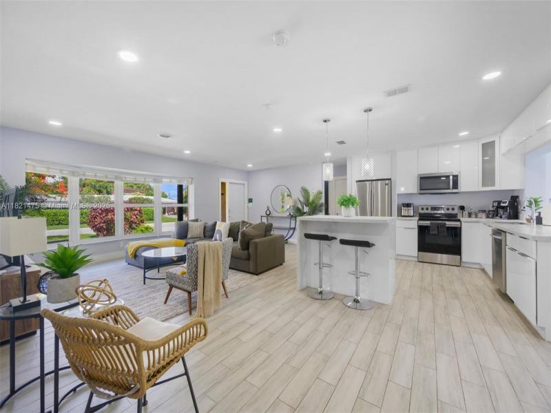 Property photo # 4