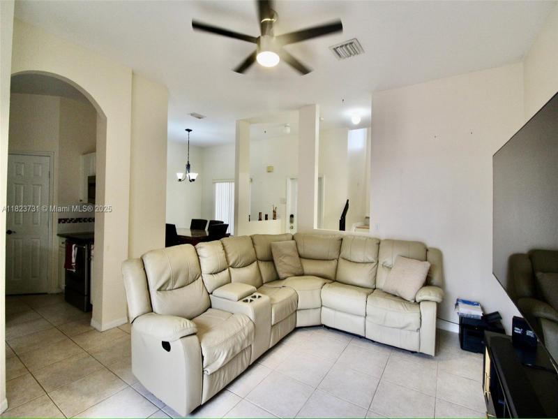 Property photo # 9