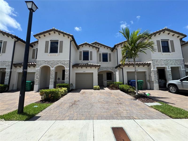Property photo # 0
