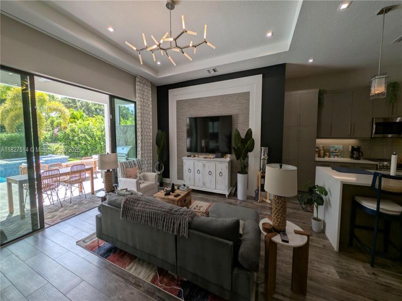 Property photo # 2