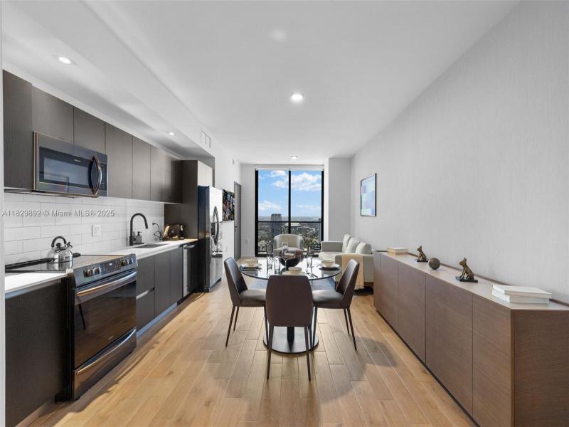 Property photo # 9