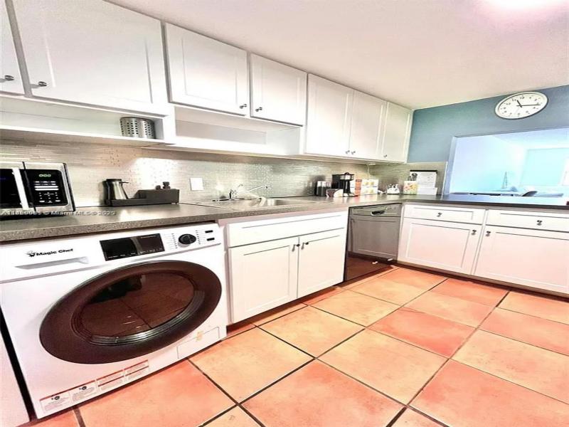 Property photo # 9