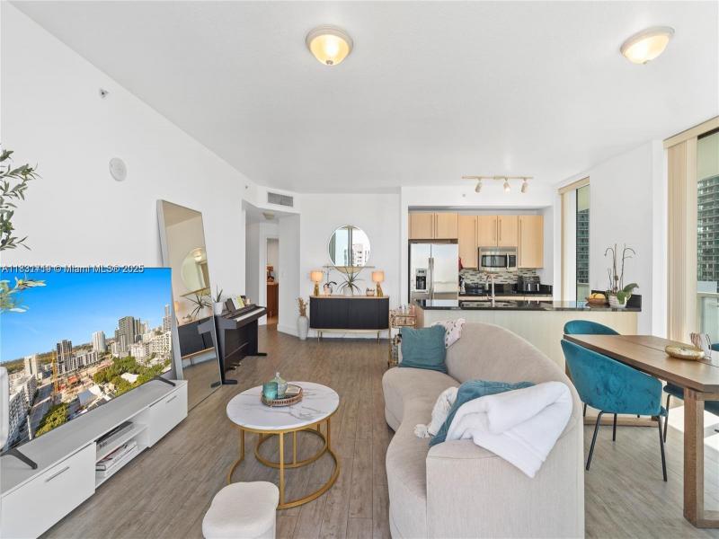 Property photo # 8