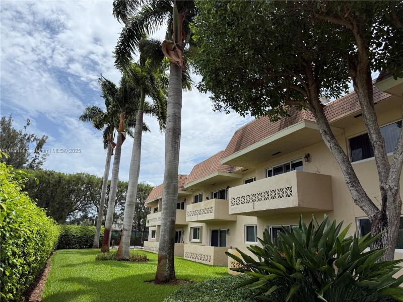 Property photo # 6