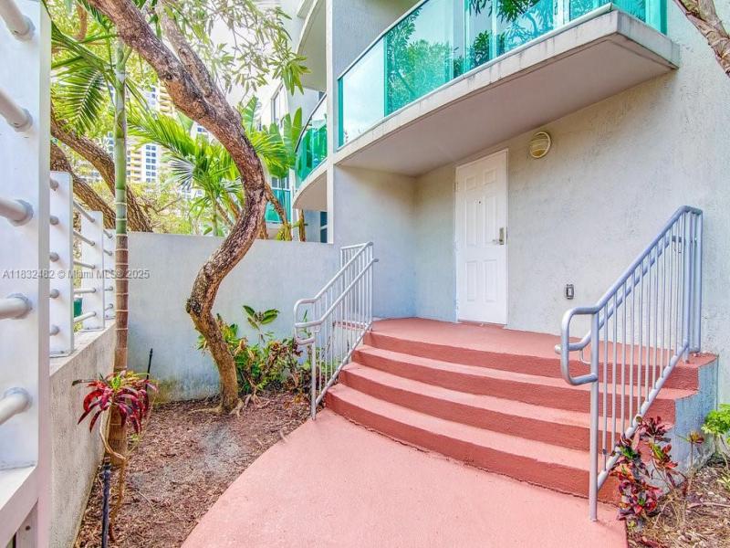 Property photo # 9