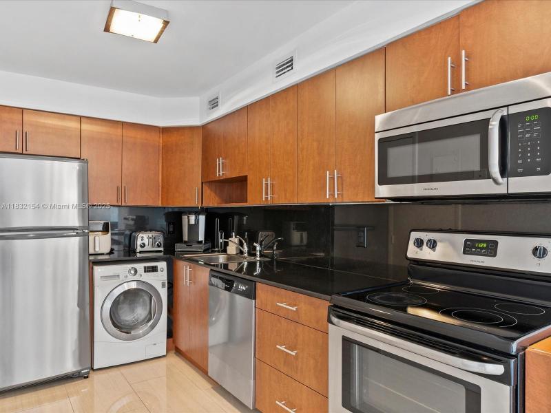 Condo for sale at Aquasol PH-R