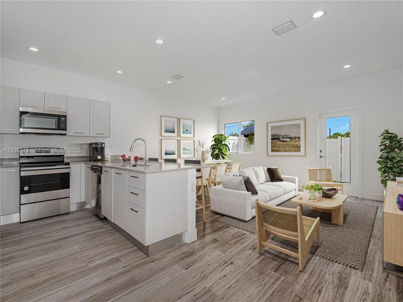 Property photo # 6