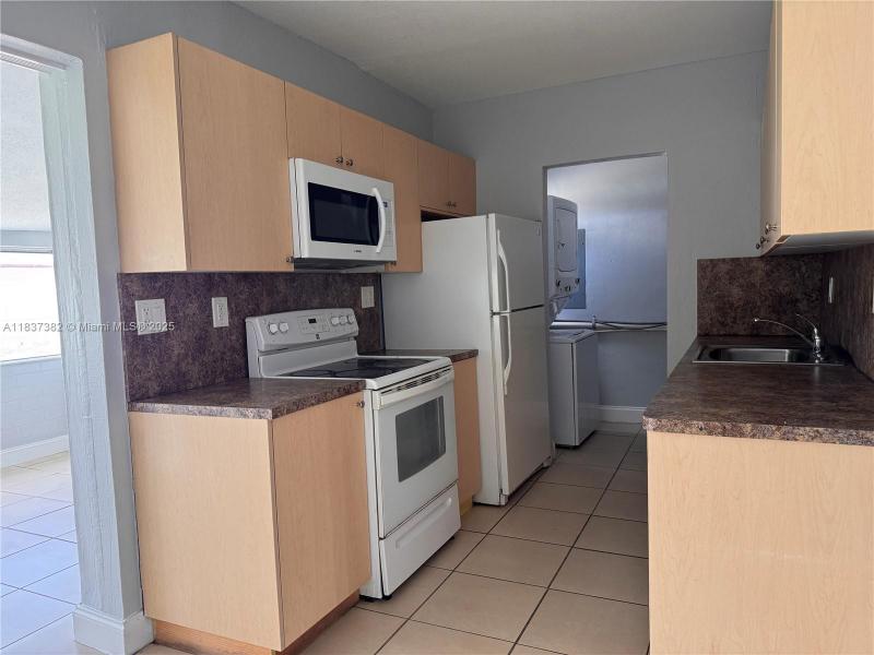 Property photo # 8