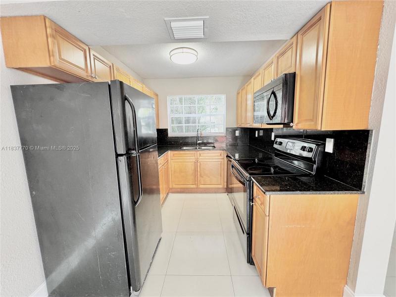 Property photo # 9