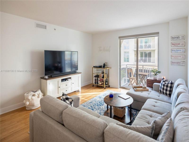 Property photo # 8