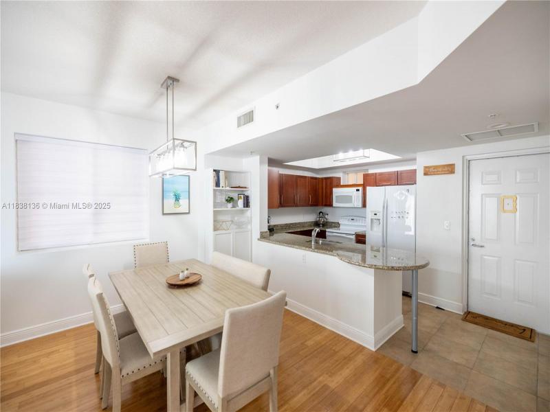 Property photo # 6
