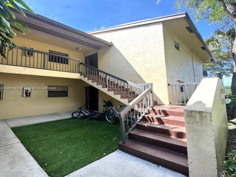 Property photo # 9