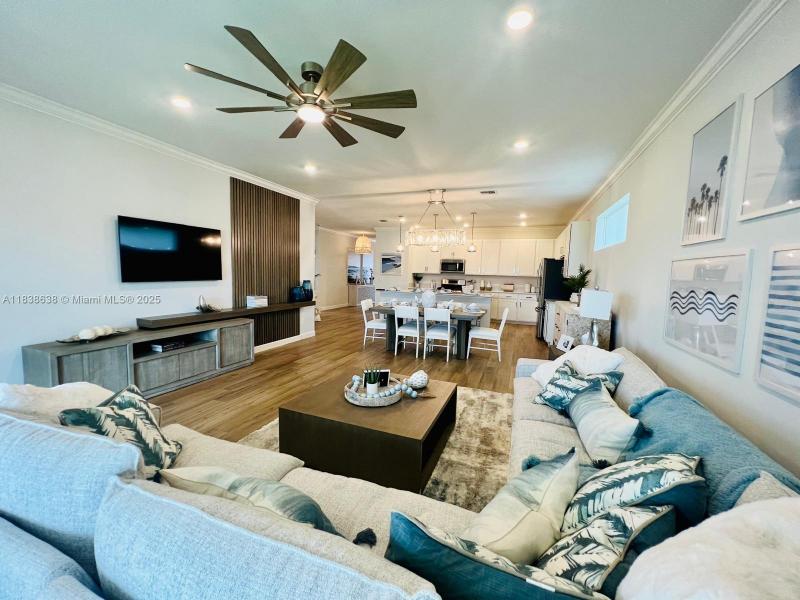 Property photo # 8