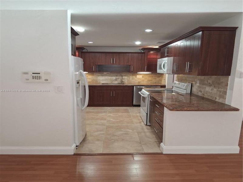 Property photo # 4