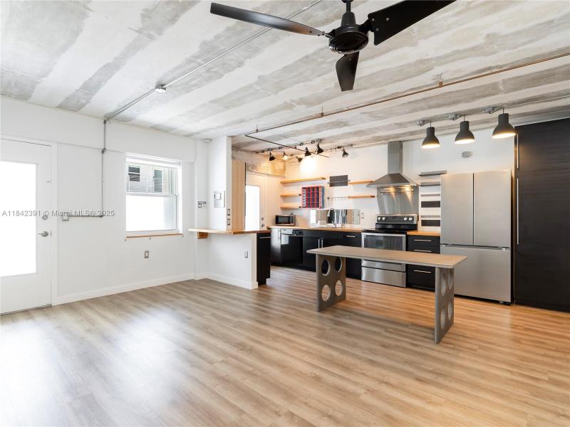 Property photo # 9