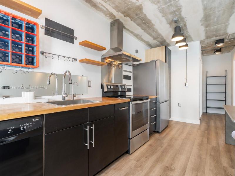 Property photo # 2
